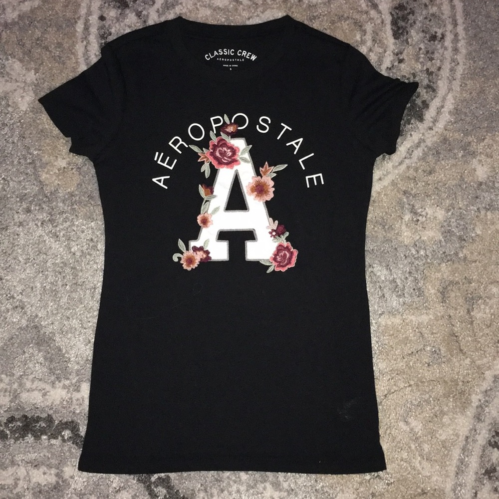 Aéropostale t shirt S